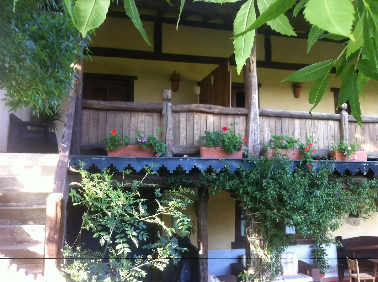 Country house Apikale Guest House Ea Spain