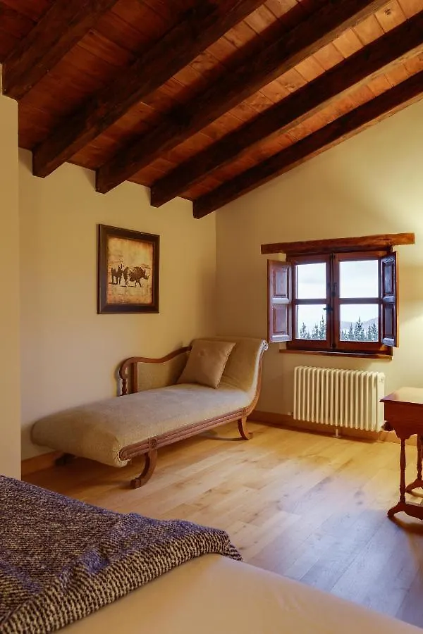 Apikale Guest House Ea Country house